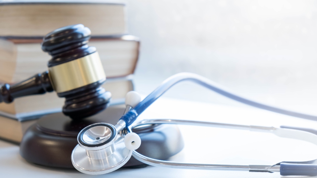 judge gavel and stethoscope